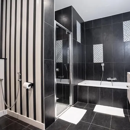 L'empereur Somptueux Duplex Au Style Raffine, Petit Juas, Proche Du Centre * كان