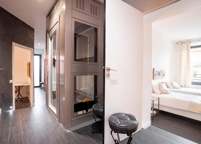 L'empereur Somptueux Duplex Au Style Raffine, Petit Juas, Proche Du Centre * 戛纳