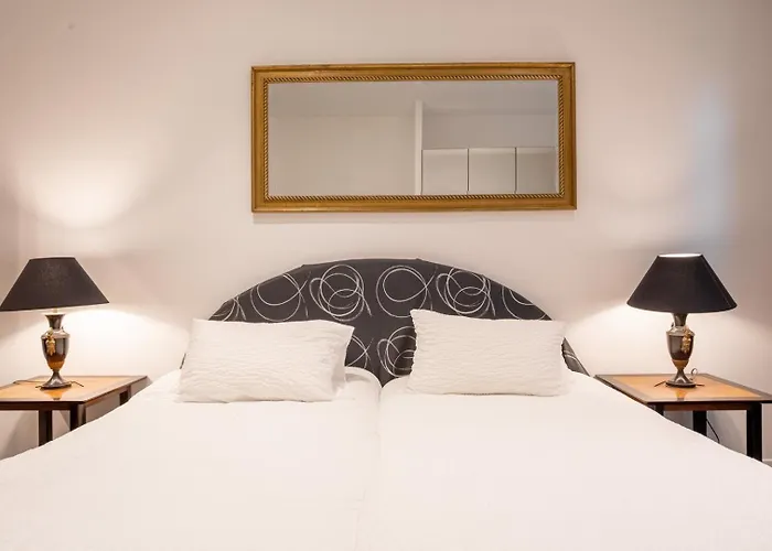 公寓 L'empereur Somptueux Duplex Au Style Raffine, Petit Juas, Proche Du Centre