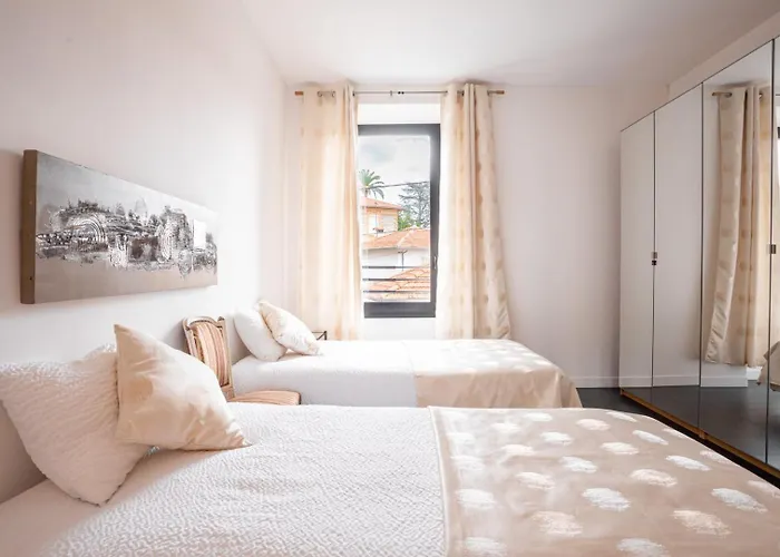 L'empereur Somptueux Duplex Au Style Raffine, Petit Juas, Proche Du Centre 戛纳