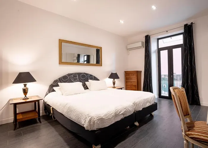 L'empereur Somptueux Duplex Au Style Raffine, Petit Juas, Proche Du Centre