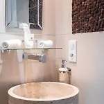 Lägenhet L'empereur Somptueux Duplex Au Style Raffine, Petit Juas, Proche Du Centre *